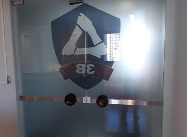 Adesivos — projeto 13