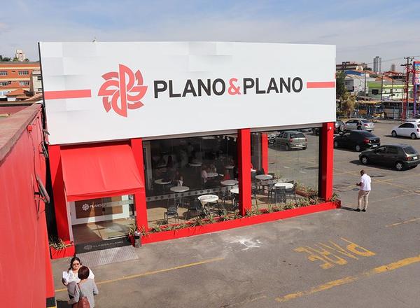Stand — projeto 72