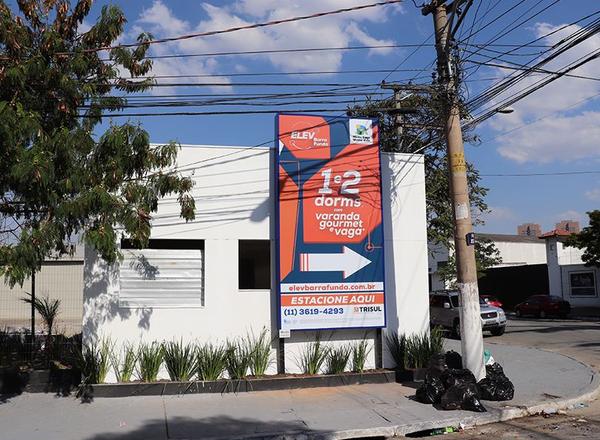 Stand — projeto 80